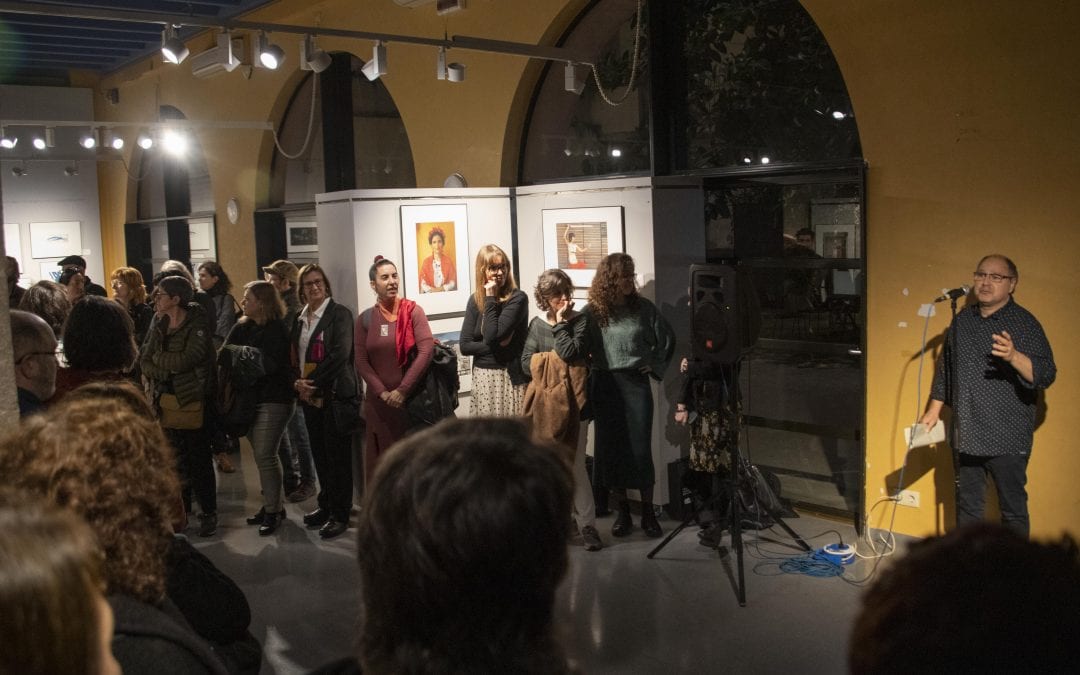 Inauguració exposició 11 fotoconnectades al Pati Llimona